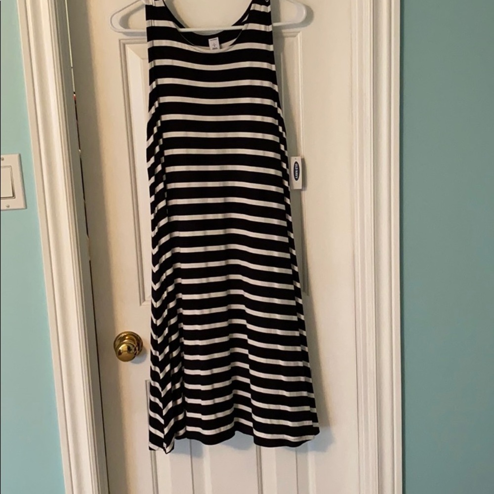 Never worn. - Picture 2 of 4